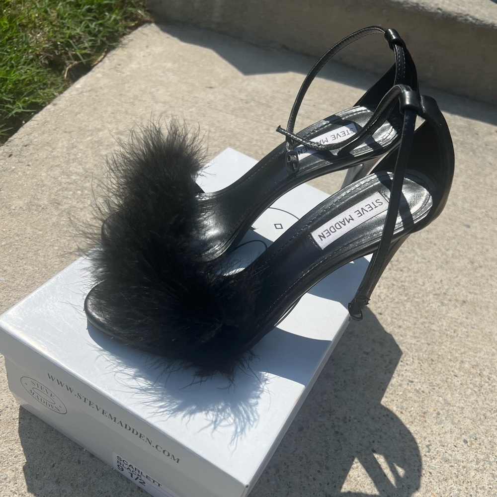 Steve Madden Black Feather Heels